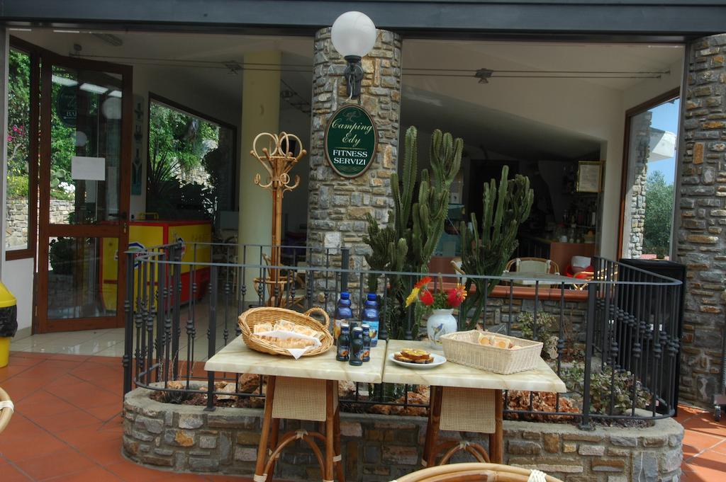 Camping Edy Диано Марина Екстериор снимка